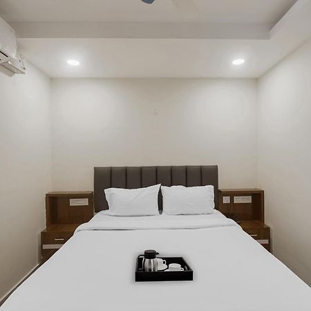 Townhouse Dj Grand Hotel Tirupati Eksteriør billede